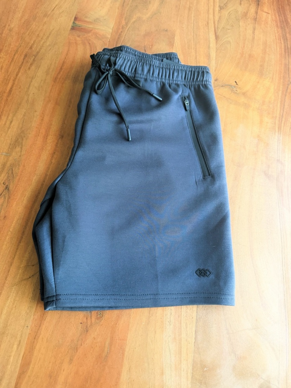 Y2K cotton Men's Black Athletic Shorts  Zip Pocket and Drawstring size M